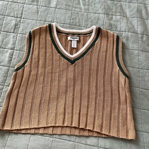 Women’s sweater vest